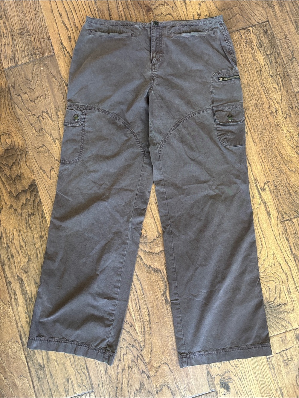 Royal Robbins Women's Tactical Cargo Hiking Pants -- Grey / Charcoal